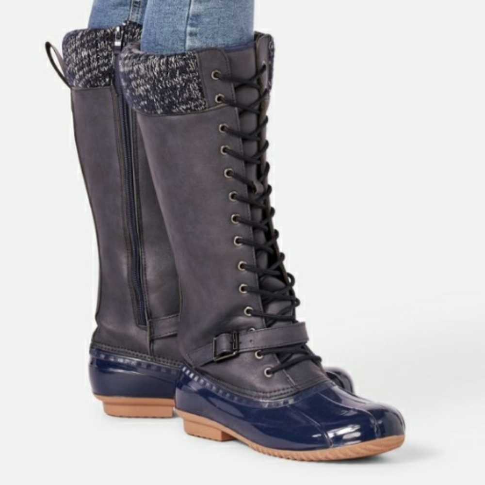 LACE UP BOOT